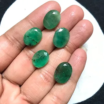 Emerald Faceted Cabochons 5 Piece Size 14-13 MM Approx