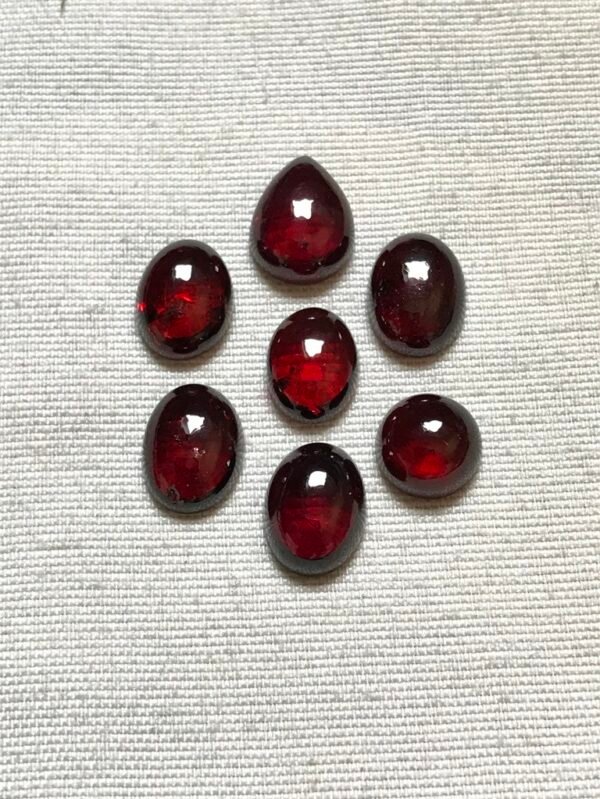 Garnet Cabochon 7 Piece Size 9-7 MM Approx